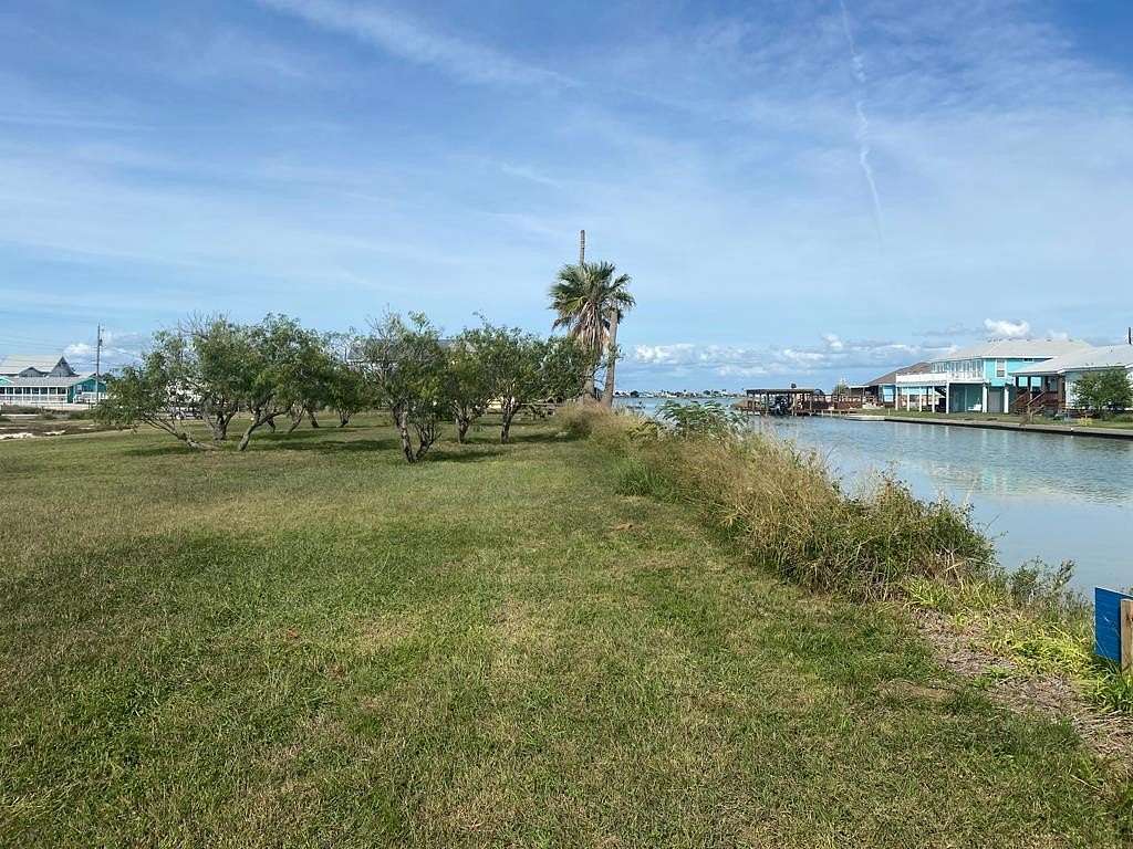 1 Acre of Residential Land for Sale in Rockport, Texas