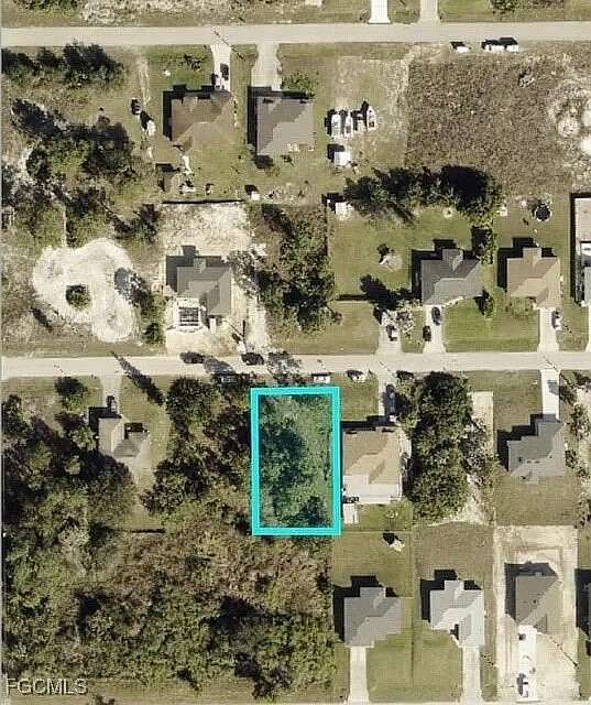 0.25 Acres of Residential Land for Sale in Lehigh Acres, Florida