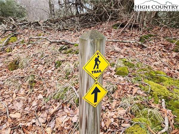 0.28 Acres of Land for Sale in Beech Mountain, North Carolina