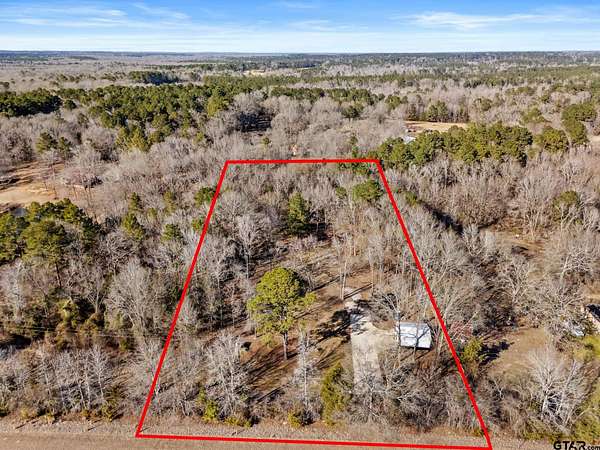 3 Acres of Residential Land for Sale in Troup, Texas