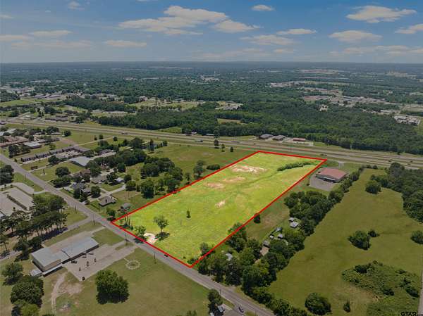 10 Acres of Commercial Land for Sale in Mount Pleasant, Texas