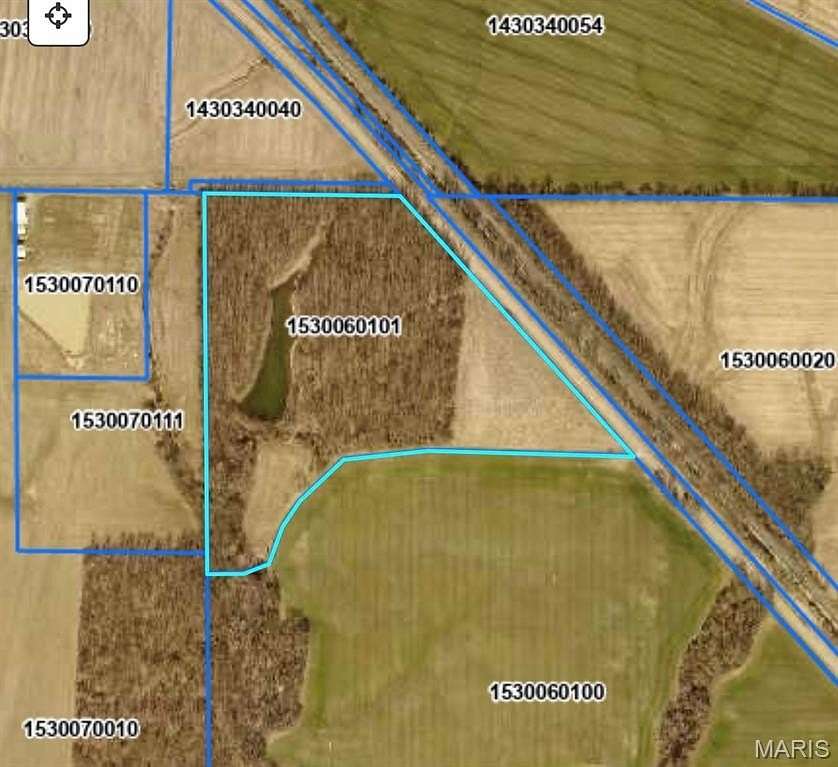 27 Acres of Land for Sale in Pinckneyville, Illinois