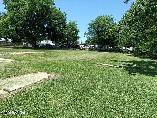 1 Acre of Residential Land for Sale in Abbeville, Louisiana