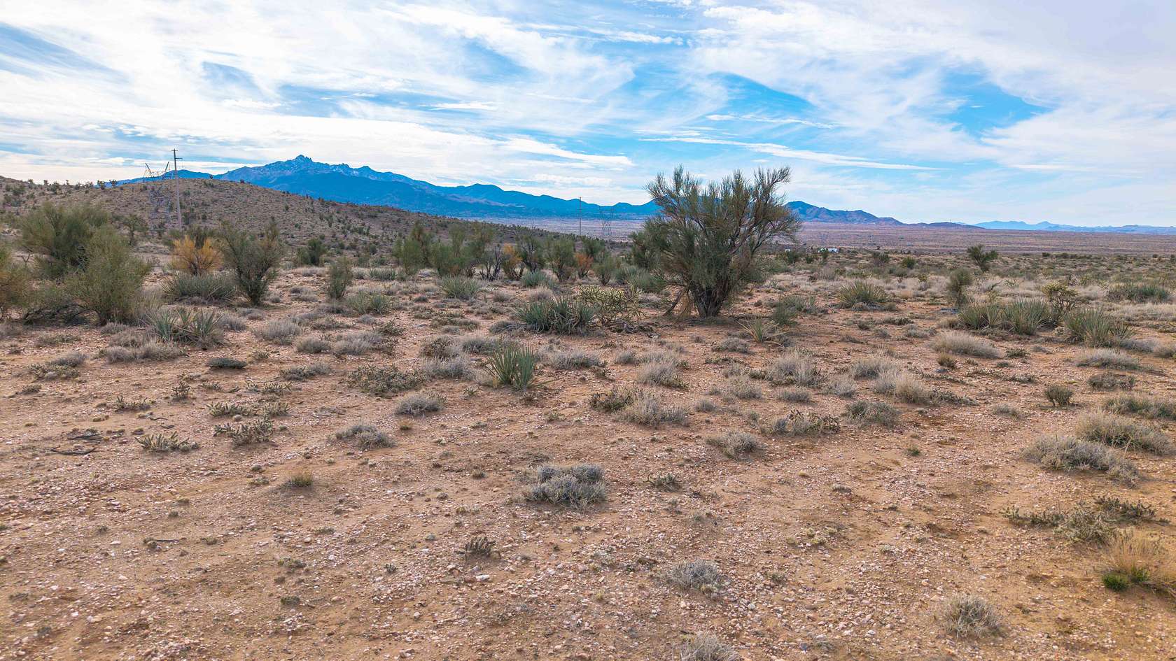 41 Acres of Recreational & Residential Land for Sale in Hackberry, Arizona