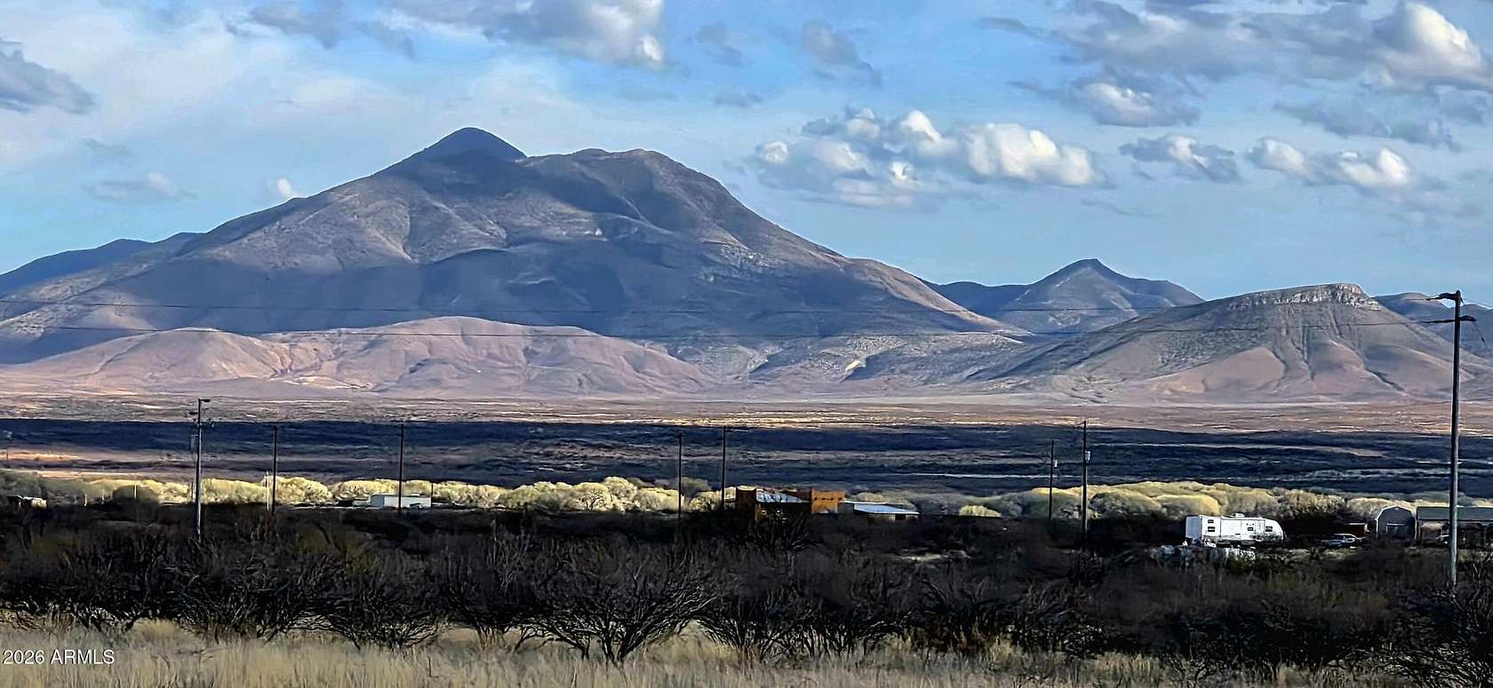 28 Acres of Land for Sale in Hereford, Arizona