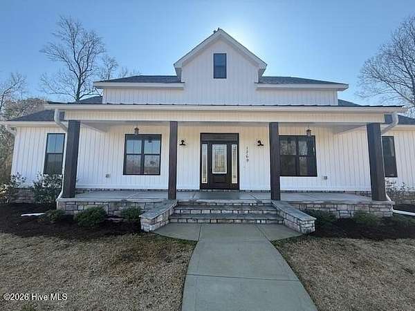 17 Acres of Land with Home for Sale in Wallace, North Carolina