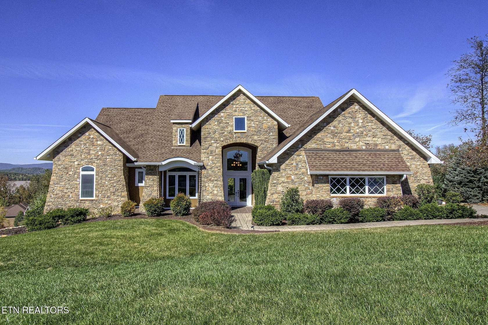 1.68 Acres of Land with Home for Sale in Rockwood, Tennessee