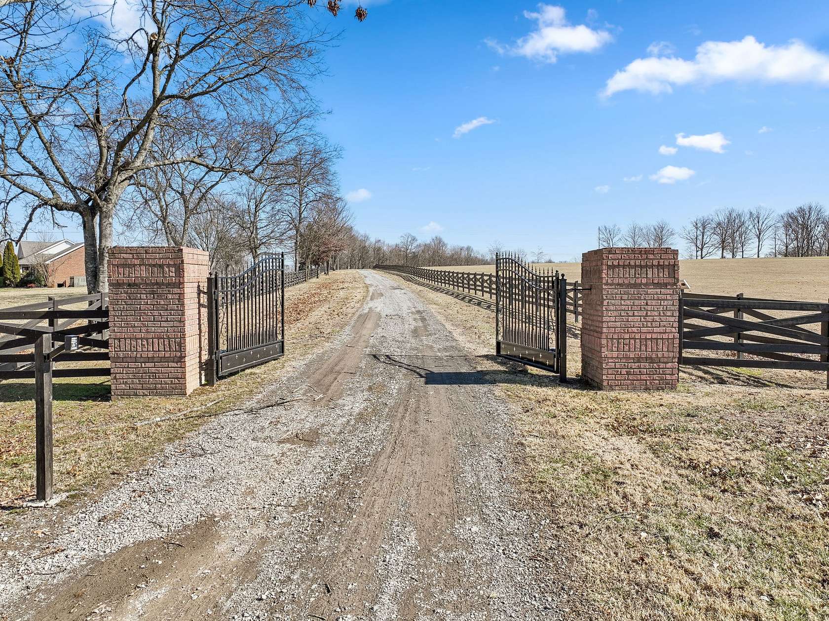 10 Acres of Recreational Land with Home for Sale in Goodlettsville, Tennessee