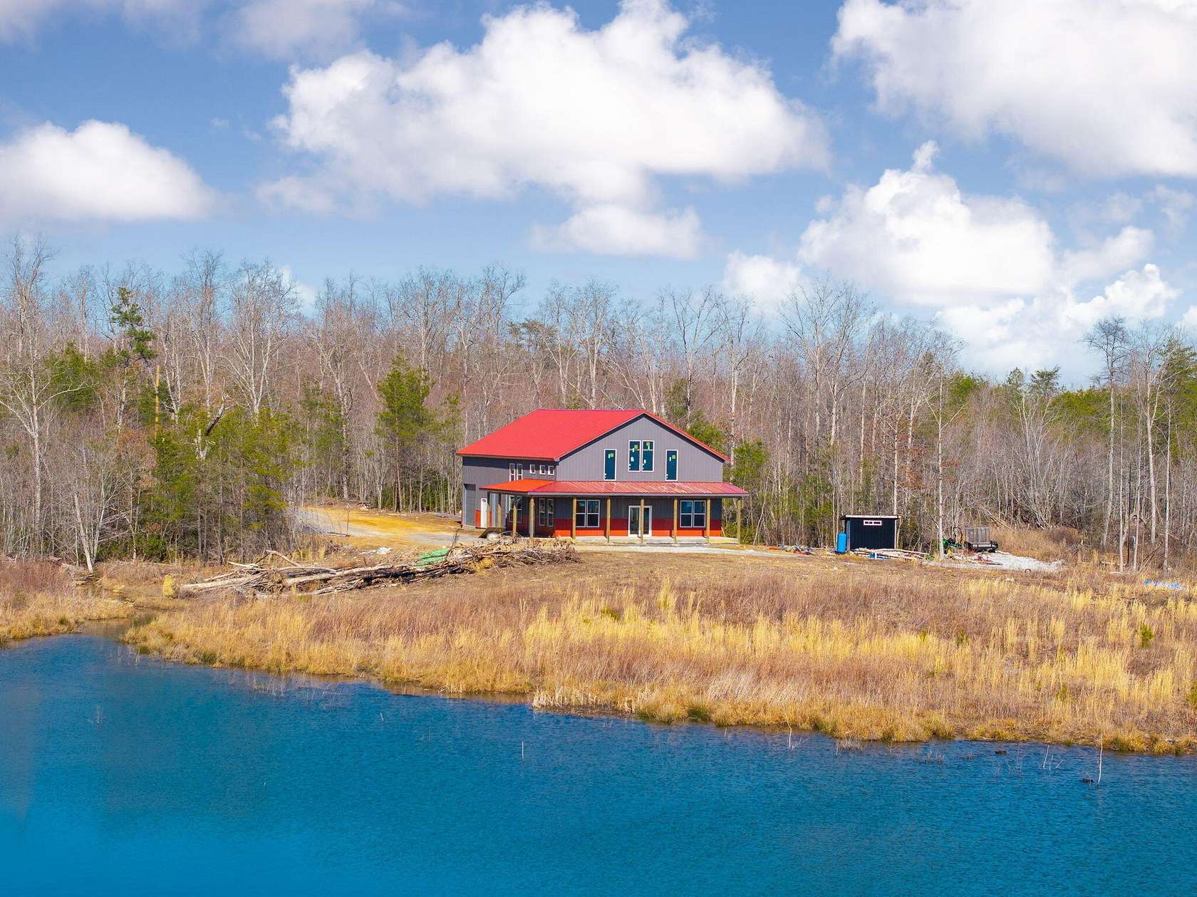 10.4 Acres of Recreational Land with Home for Sale in Graysville, Tennessee