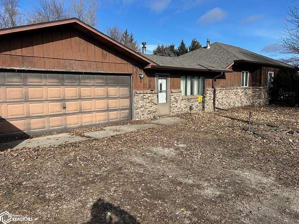 3.7 Acres of Residential Land with Home for Sale in Eagle Grove, Iowa