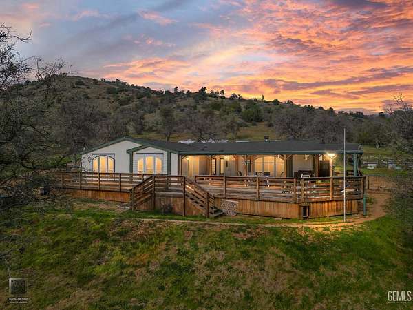 20 Acres of Agricultural Land with Home for Sale in Caliente, California