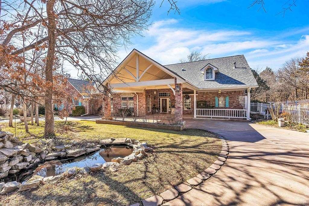 2.57 Acres of Residential Land with Home for Sale in Oklahoma City, Oklahoma