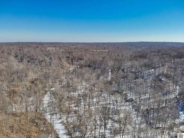 187 Acres of Recreational Land for Sale in Bardwell, Kentucky