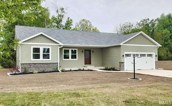 2 Acres of Land with Home for Sale in Syracuse, Indiana