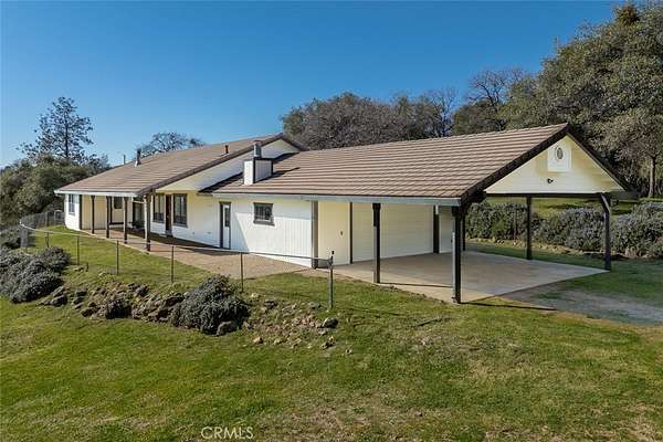 9.8 Acres of Land with Home for Sale in Bangor, California