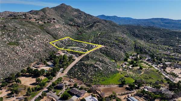 5.44 Acres of Land for Sale in Hemet, California