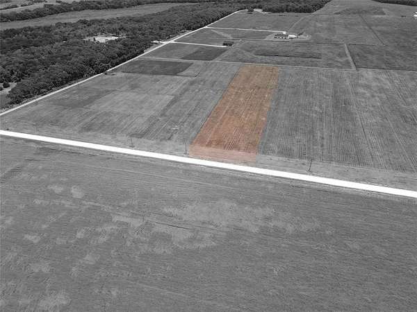 2.79 Acres of Residential Land for Sale in Grandview, Texas