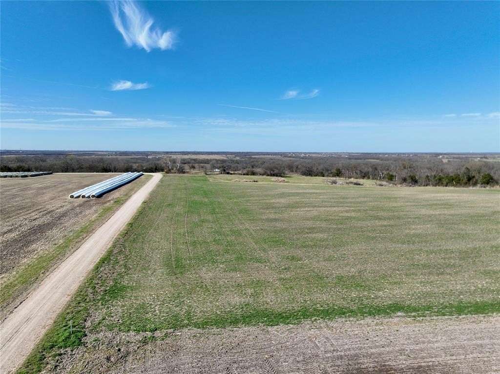 117 Acres of Land for Sale in Ennis, Texas