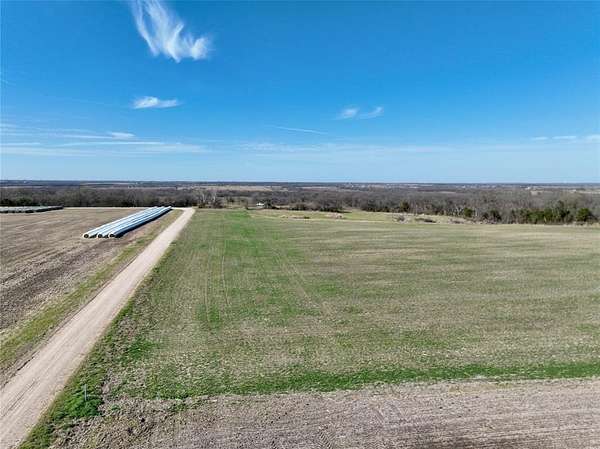 117 Acres of Land for Sale in Ennis, Texas