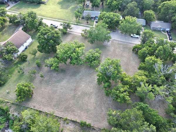 1.3 Acres of Residential Land for Sale in Haltom City, Texas