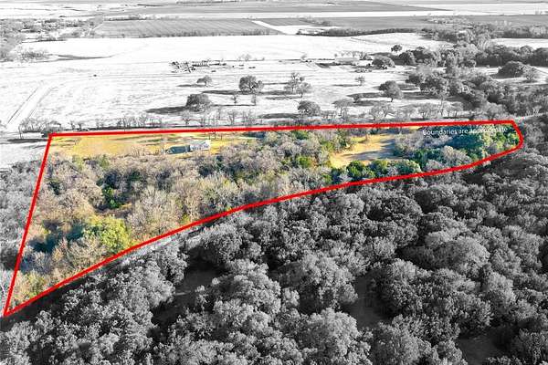 8 Acres of Residential Land with Home for Sale in Waco, Texas