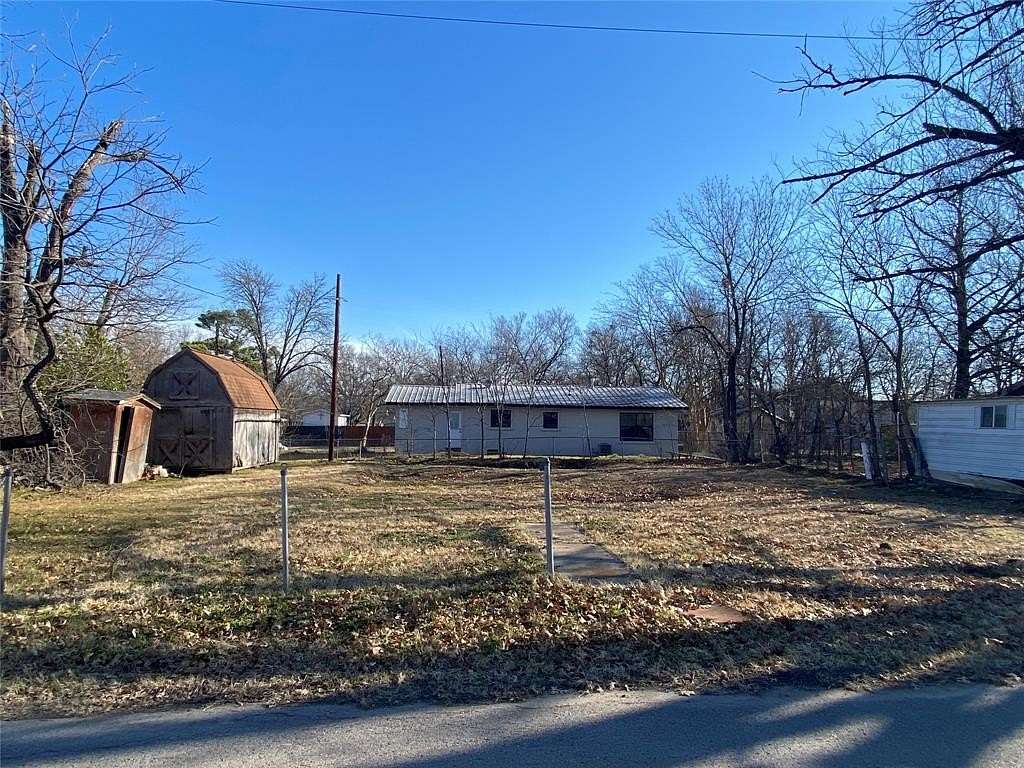 0.12 Acres of Residential Land for Sale in Corsicana, Texas