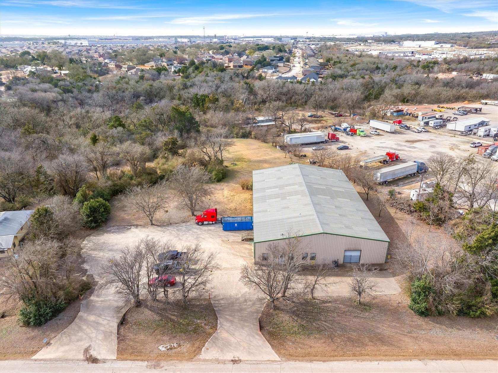 3.89 Acres of Mixed-Use Land for Sale in Hutchins, Texas