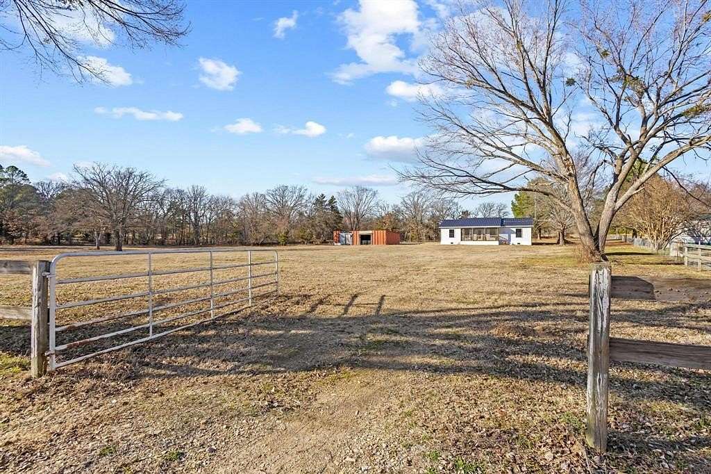 16.4 Acres of Land with Home for Sale in Telephone, Texas