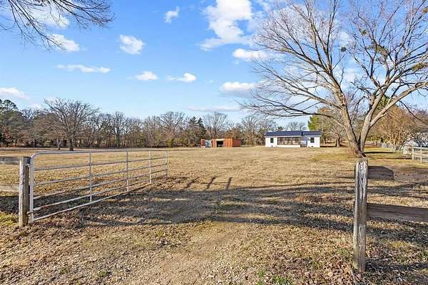 16.4 Acres of Land with Home for Sale in Telephone, Texas