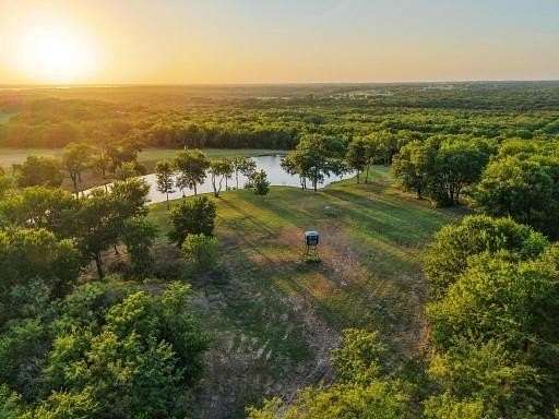 20.7 Acres of Land with Home for Sale in Sherman, Texas
