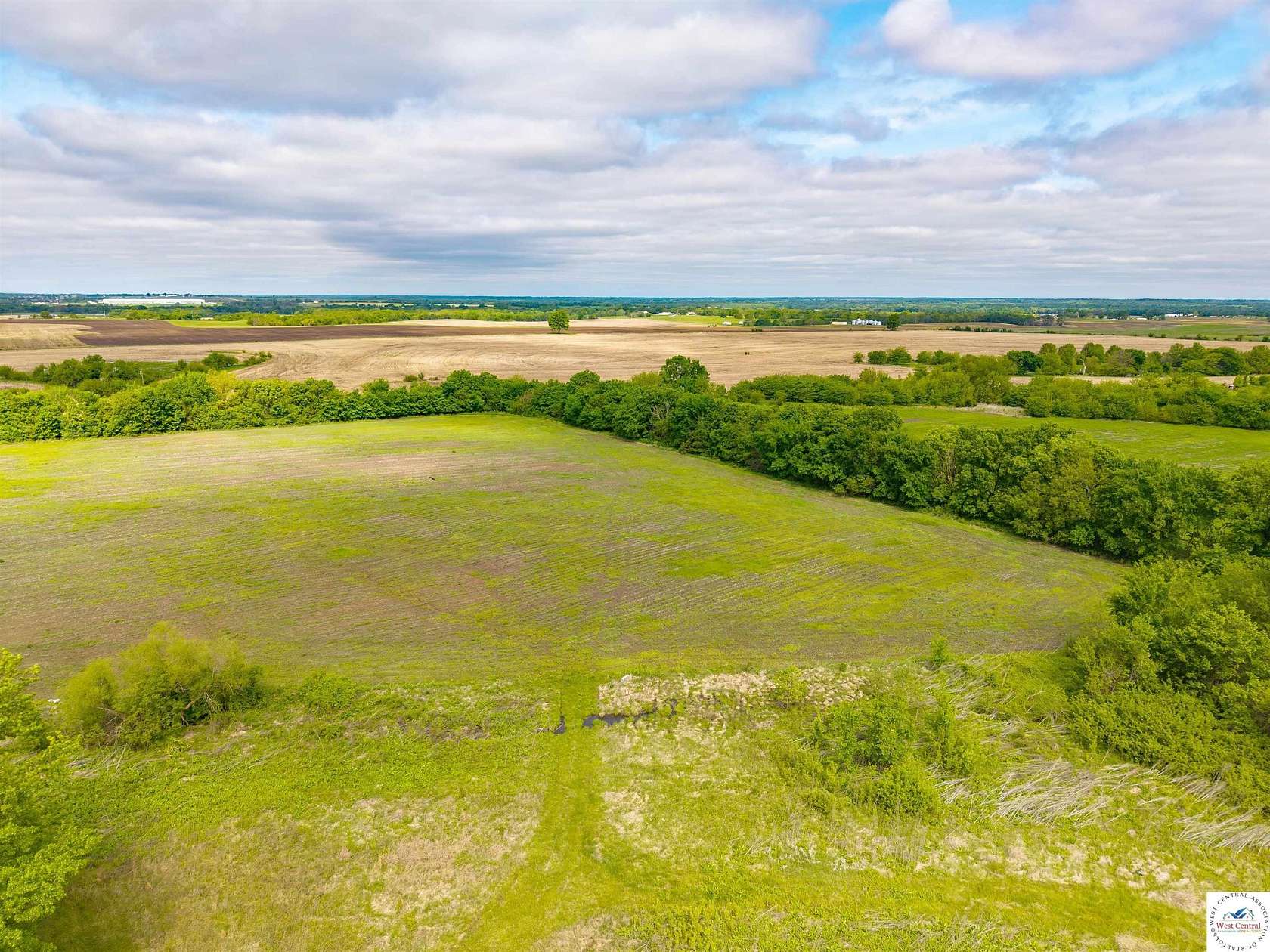 26 Acres of Land for Sale in Knob Noster, Missouri