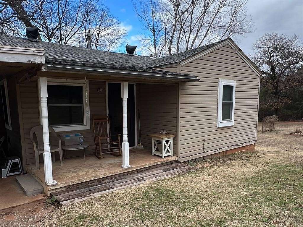 6 Acres of Land with Home for Sale in Oklahoma City, Oklahoma