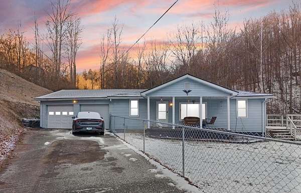 2 Acres of Residential Land with Home for Sale in Yeaddiss, Kentucky