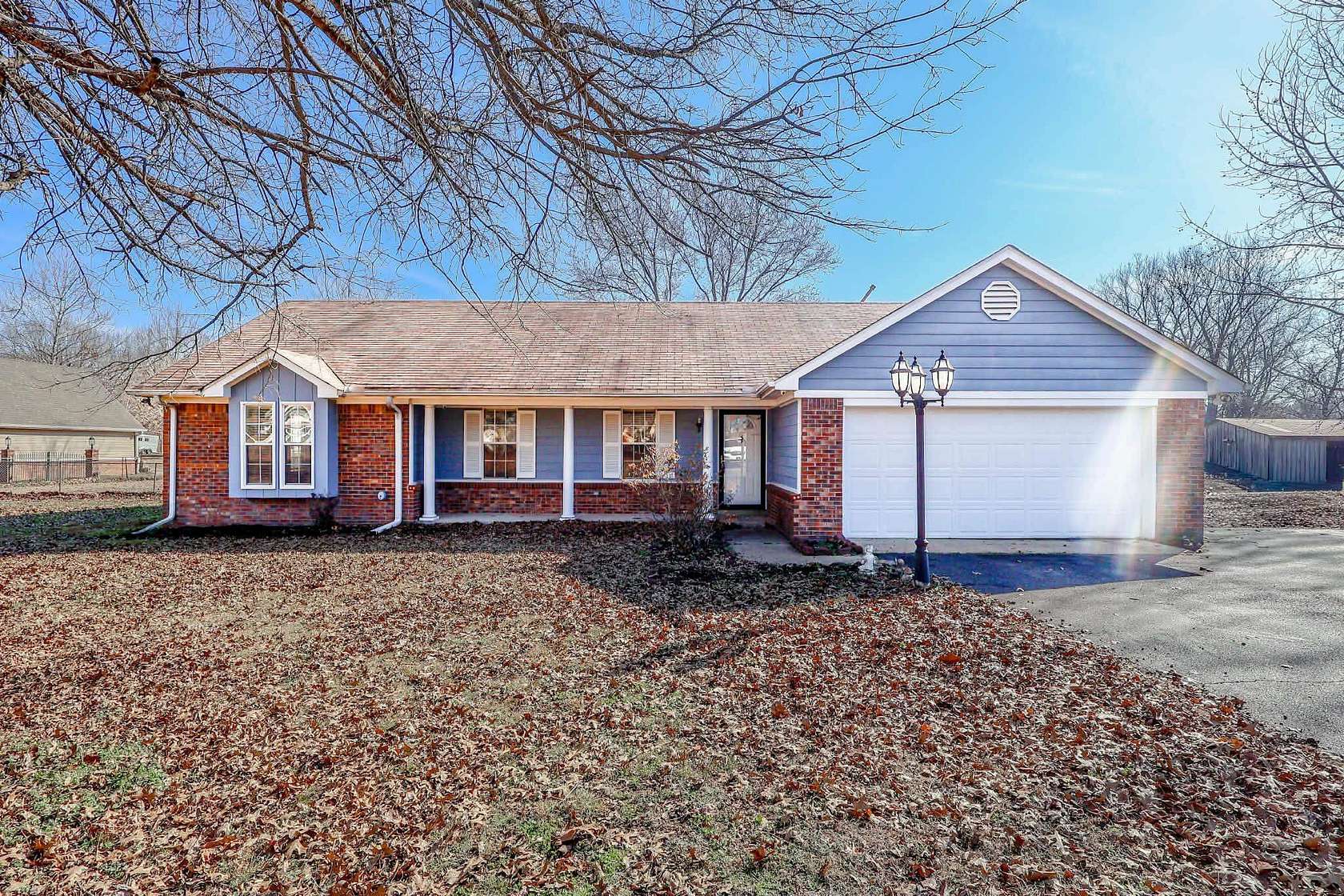 4.1 Acres of Residential Land with Home for Sale in Millington, Tennessee