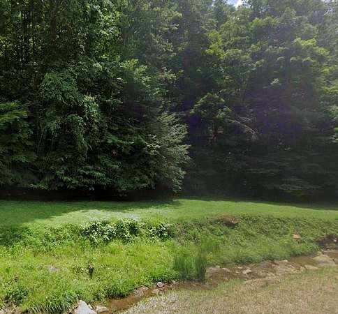 7 Acres of Residential Land for Sale in Grundy, Virginia