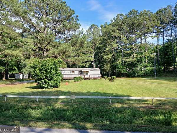 3 Acres of Residential Land with Home for Sale in Aragon, Georgia