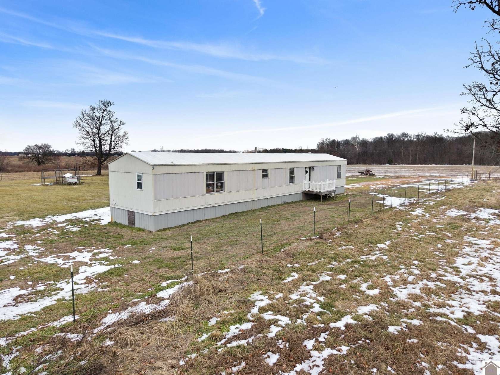 8 Acres of Land with Home for Sale in Murray, Kentucky