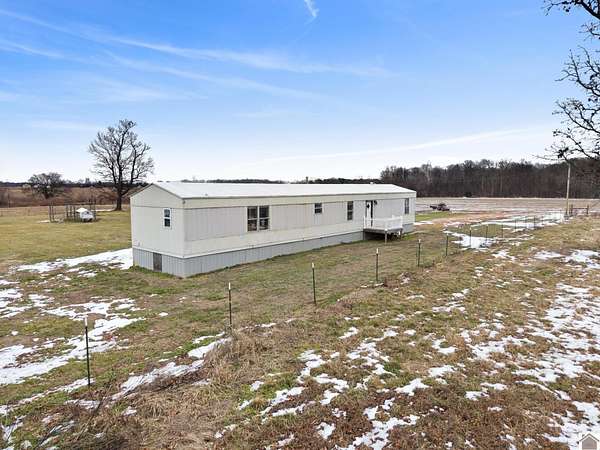 8 Acres of Land with Home for Sale in Murray, Kentucky