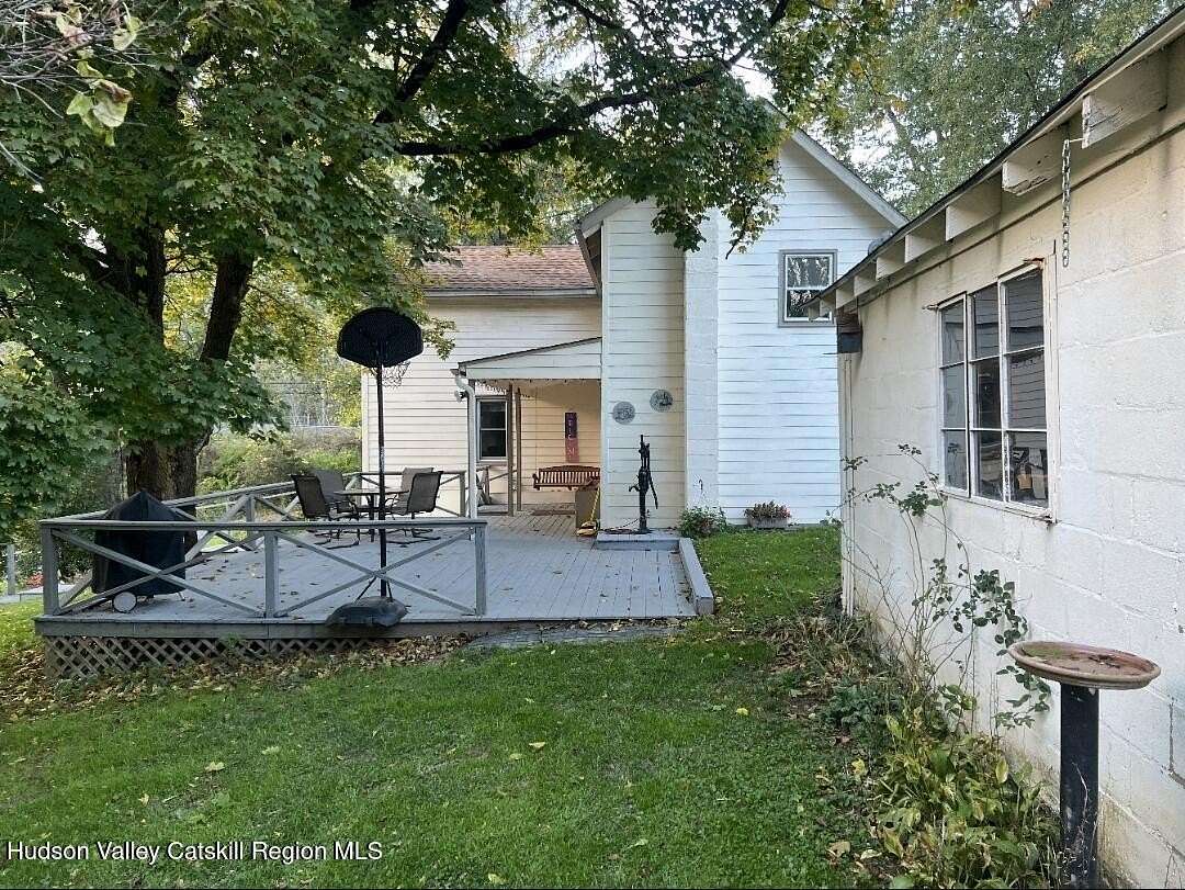 12.5 Acres of Recreational Land with Home for Sale in Coxsackie, New York