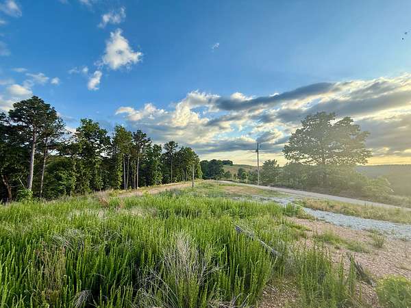 9.58 Acres of Recreational Land for Sale in Flippin, Arkansas