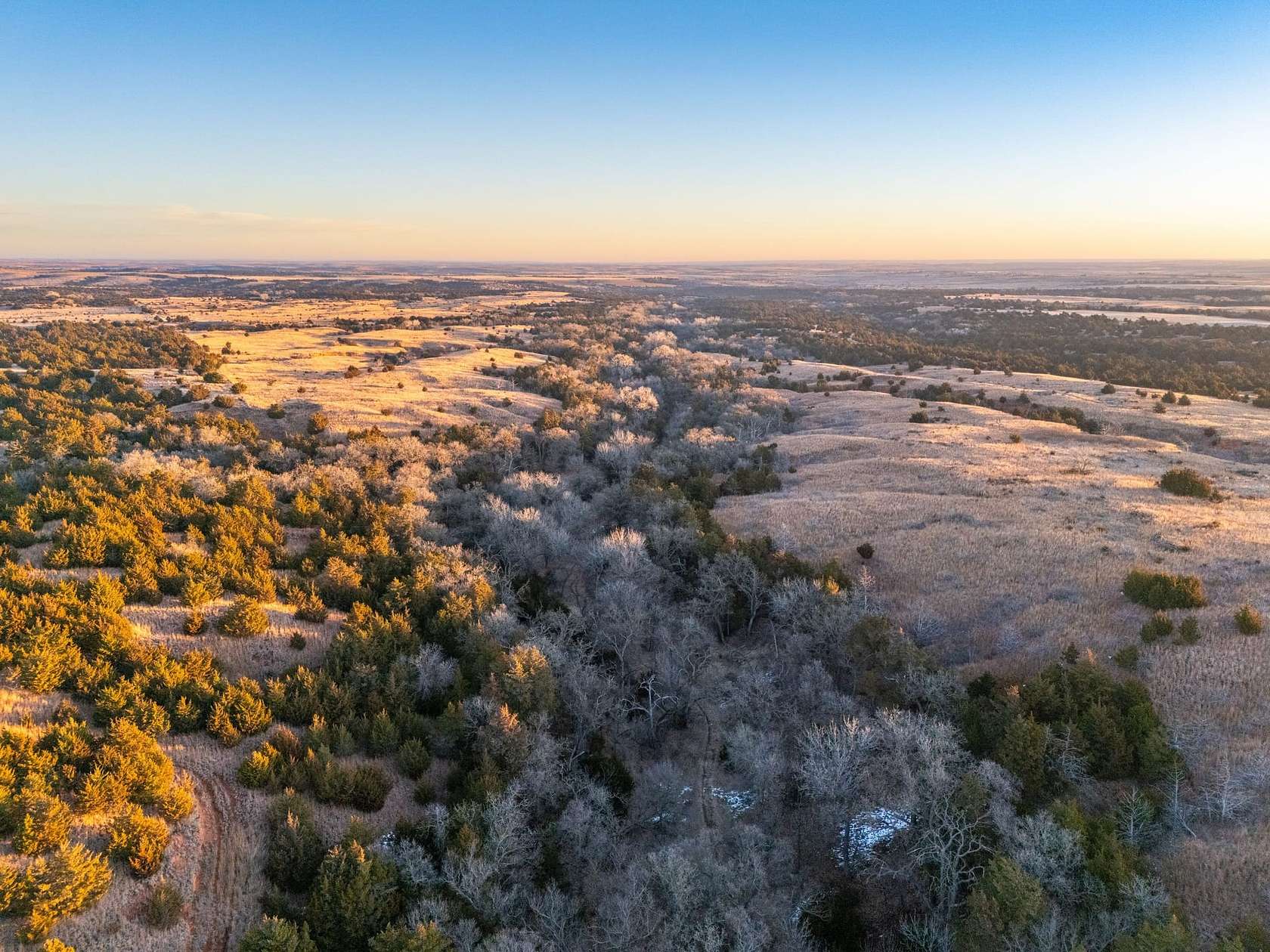 282 Acres of Land for Sale in Mooreland, Oklahoma