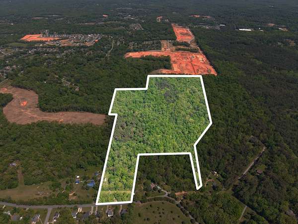 63 Acres of Land for Sale in Fairview, Tennessee