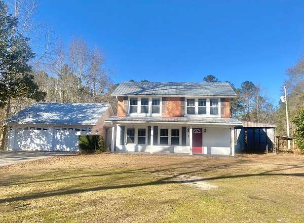 1.6 Acres of Land with Home for Sale in Chatom, Alabama