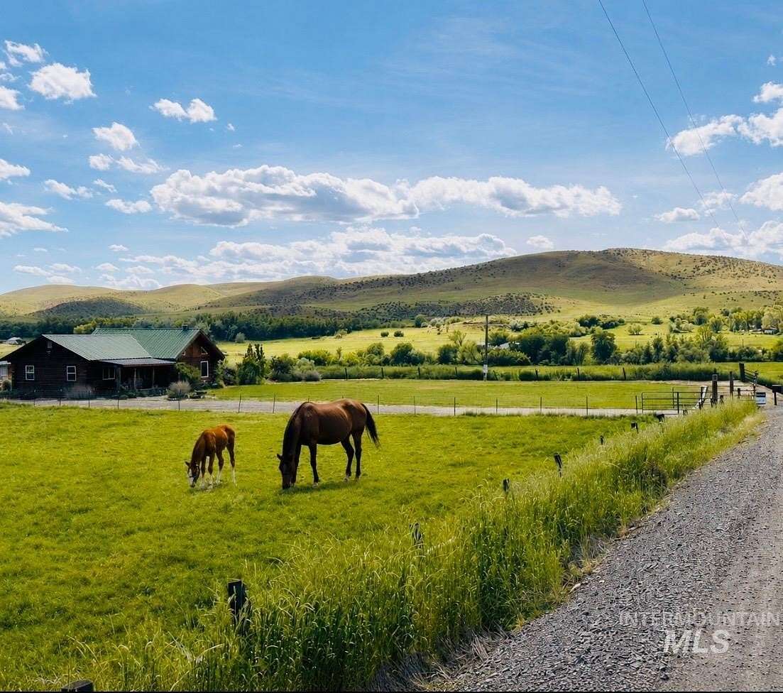 5.17 Acres of Land with Home for Sale in Weiser, Idaho