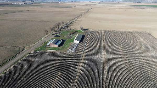111 Acres of Agricultural Land for Sale in Ontario, Oregon