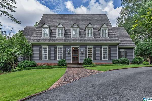 2.23 Acres of Land with Home for Sale in Mountain Brook, Alabama