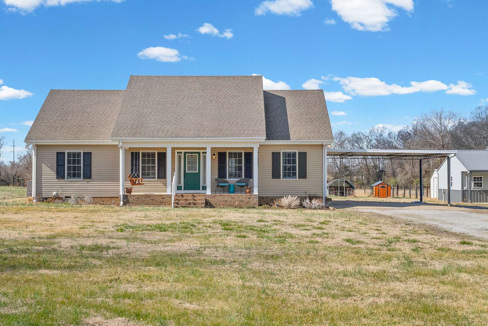 7.85 Acres of Land with Home for Sale in Guthrie, Kentucky