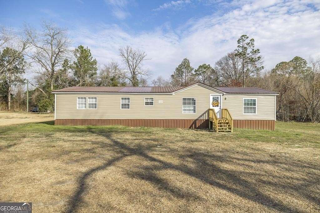 3.36 Acres of Land with Home for Sale in Cordele, Georgia