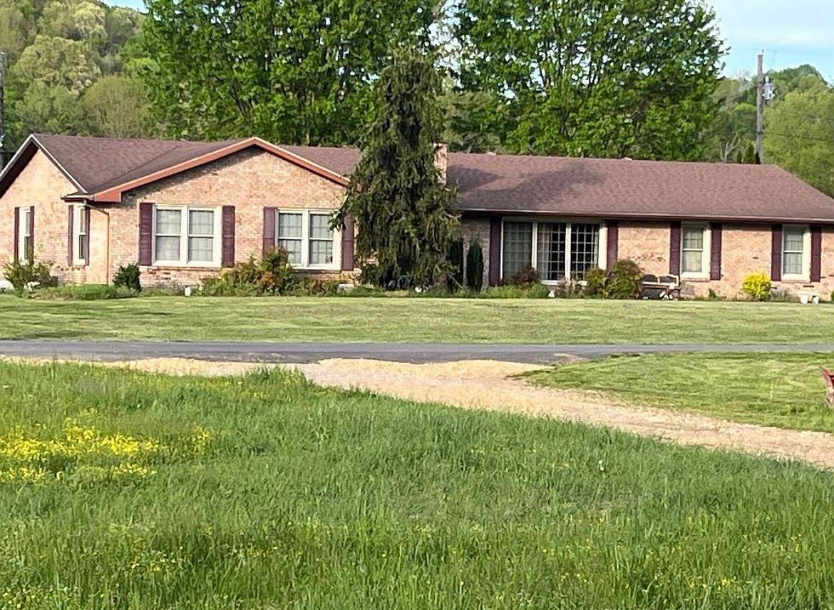 175 Acres of Land with Home for Sale in Elk Horn, Kentucky