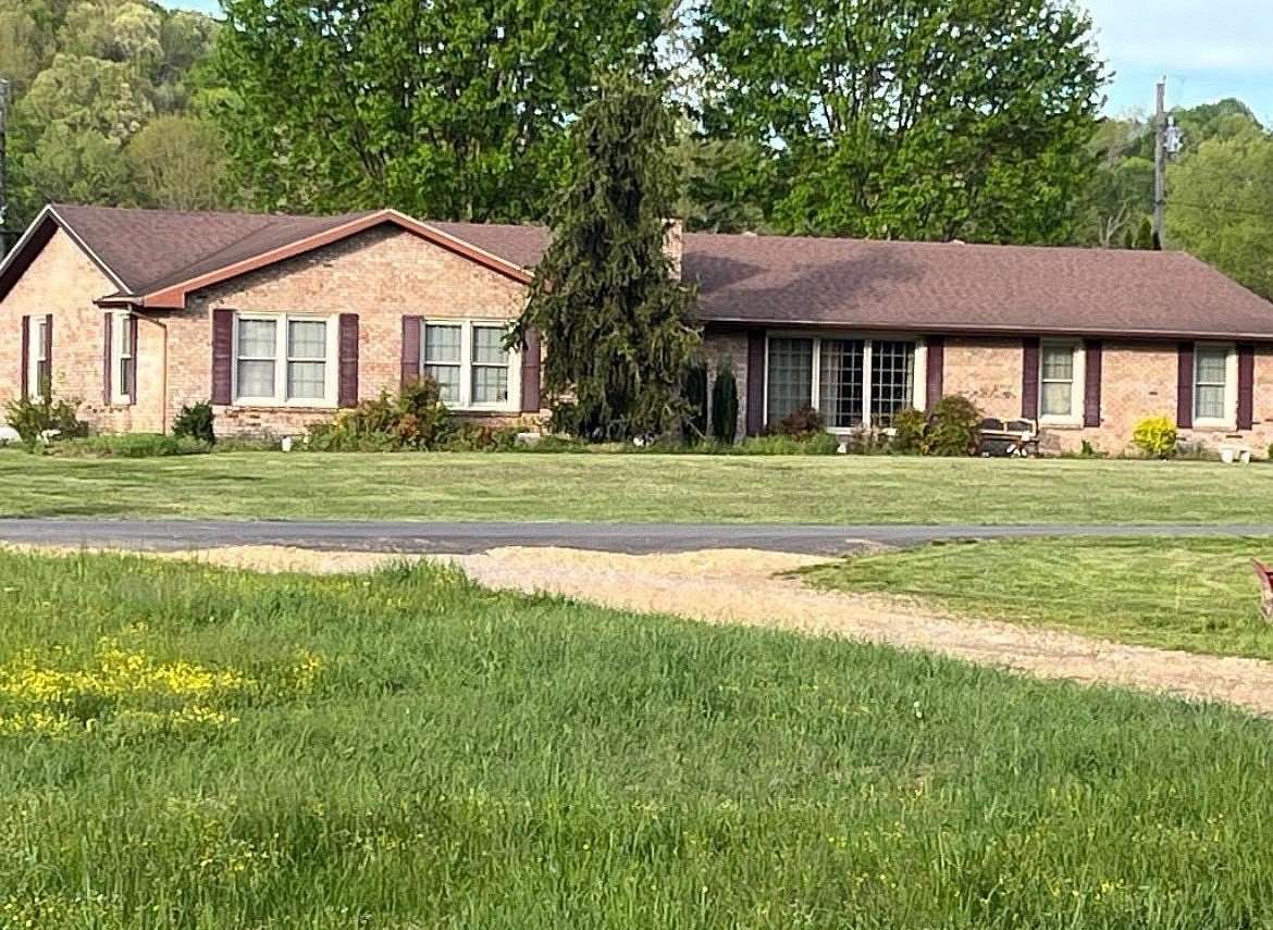 175 Acres of Land with Home for Sale in Elk Horn, Kentucky